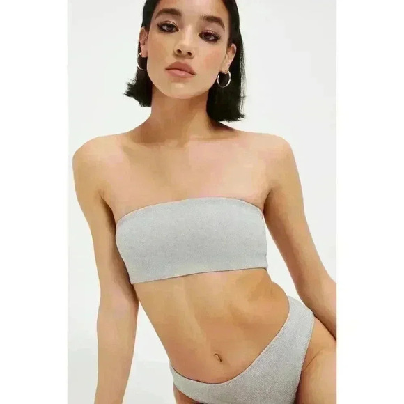 NWT Good American SPARKLE BETTER BAND TOP Size 1 / Small in Silver - Picture 3 of 6